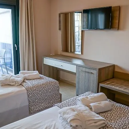 Agnes Deluxe Hotel Pefkochori