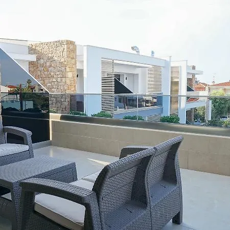 Hotel Agnes Deluxe 3*