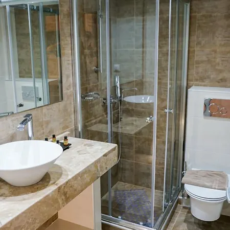 Agnes Deluxe Pefkochori