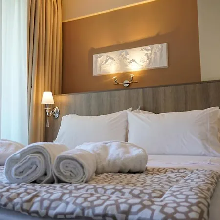 Agnes Deluxe Hotel Pefkochori