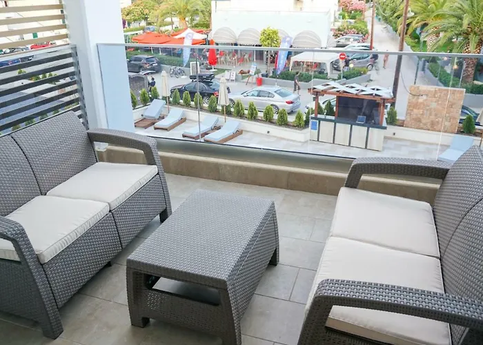 Agnes Deluxe Pefkochori