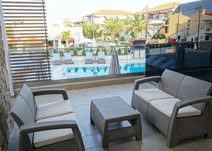 Agnes Deluxe 3* Pefkochori