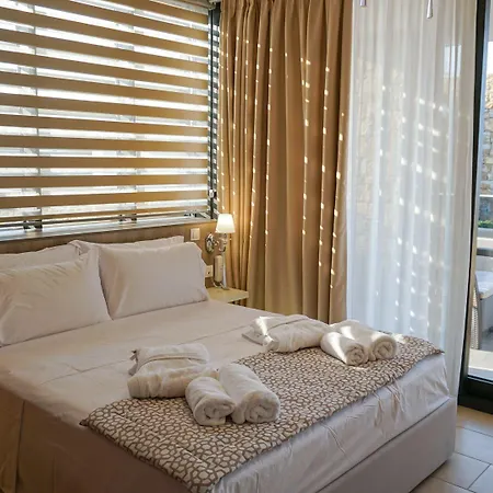 Agnes Deluxe 3* Пефкохори