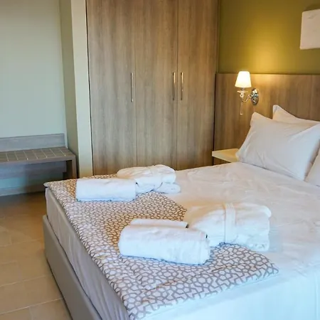 Agnes Deluxe Hotel Pefkochori