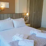 Agnes Deluxe Ξενοδοχείο