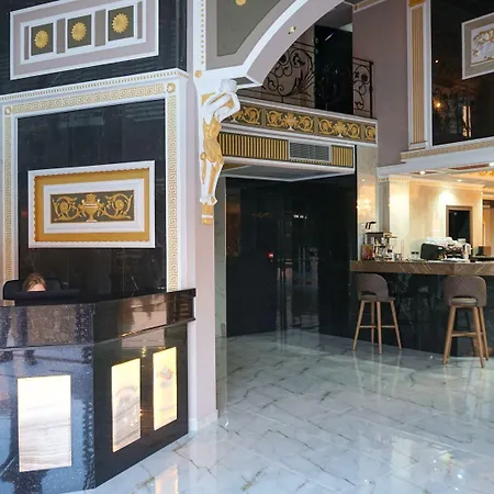 Agnes Deluxe פפקוהורי