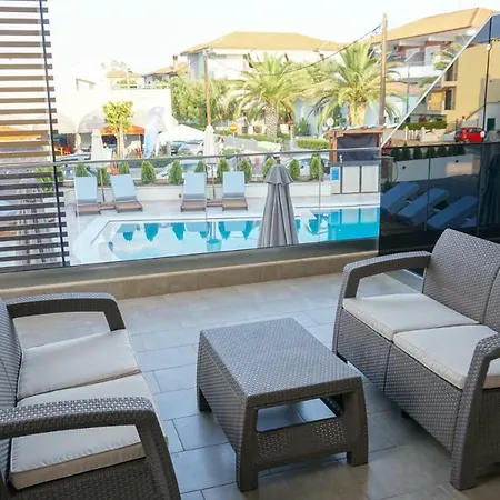 Agnes Deluxe 3* Pefkochori