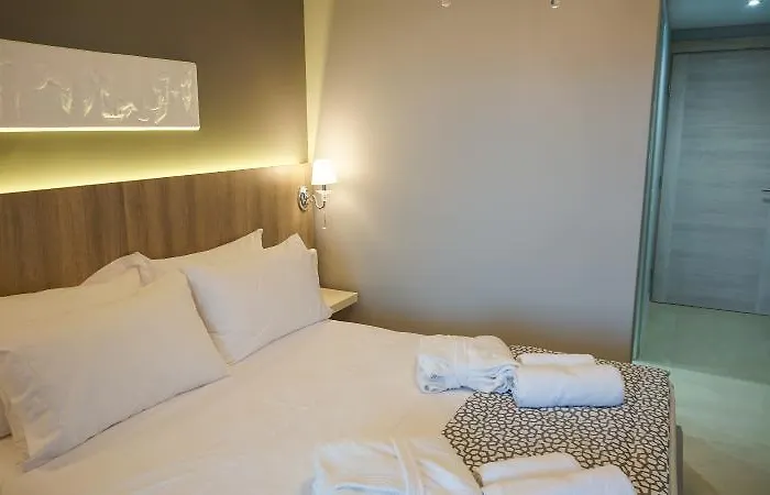 Agnes Deluxe Hotel Pefkochori